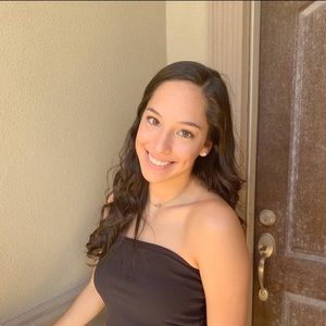 Meet your Posher, Alyssa
